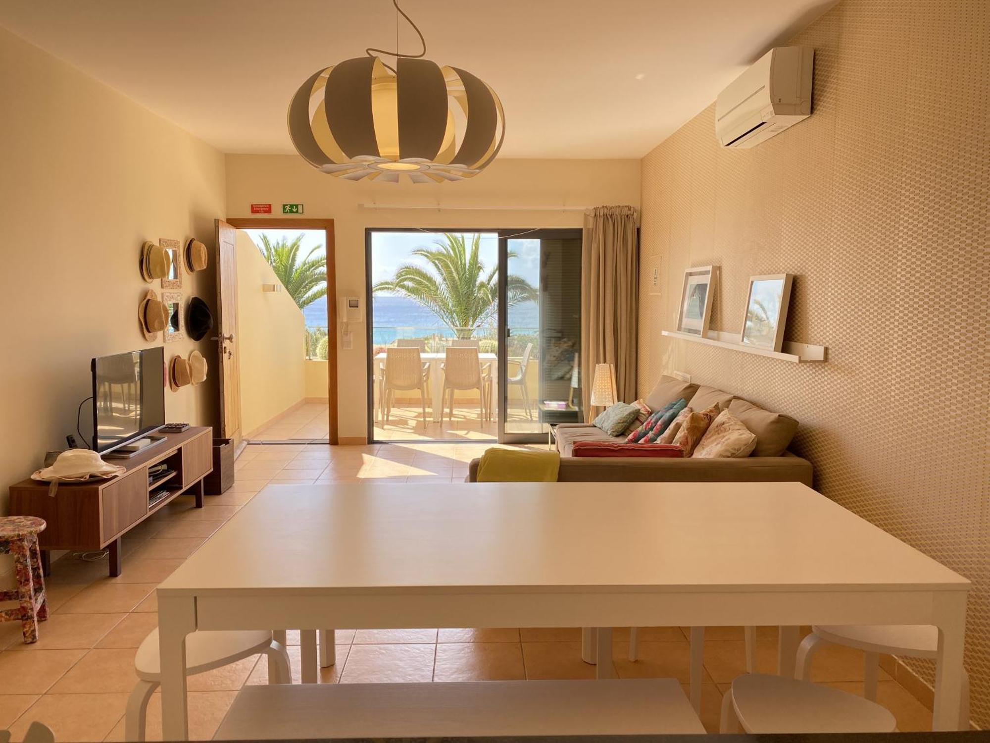 Casa Das Pedras Pretas - By Wehost Porto Santo Buitenkant foto